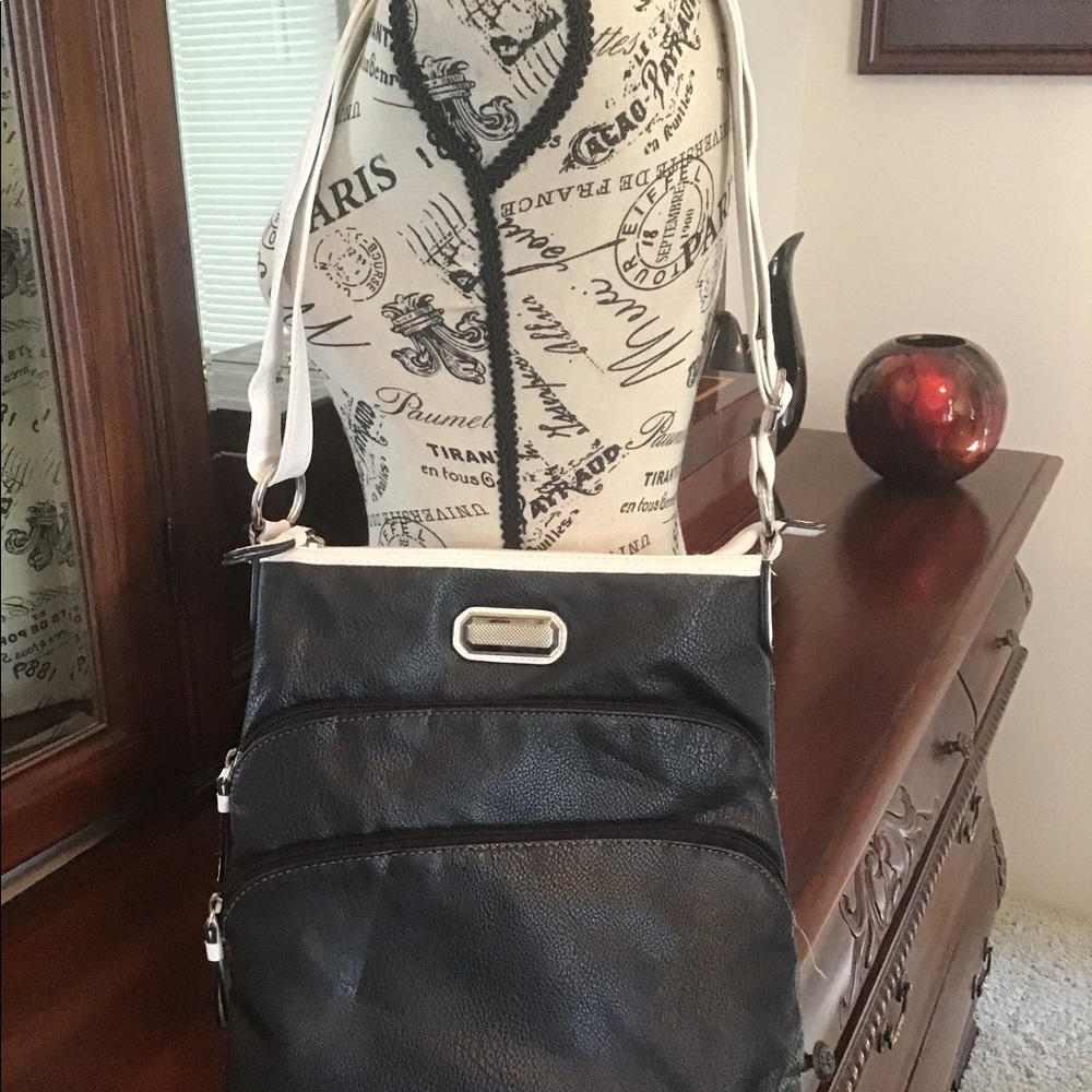 EUC Shoulder Handbag